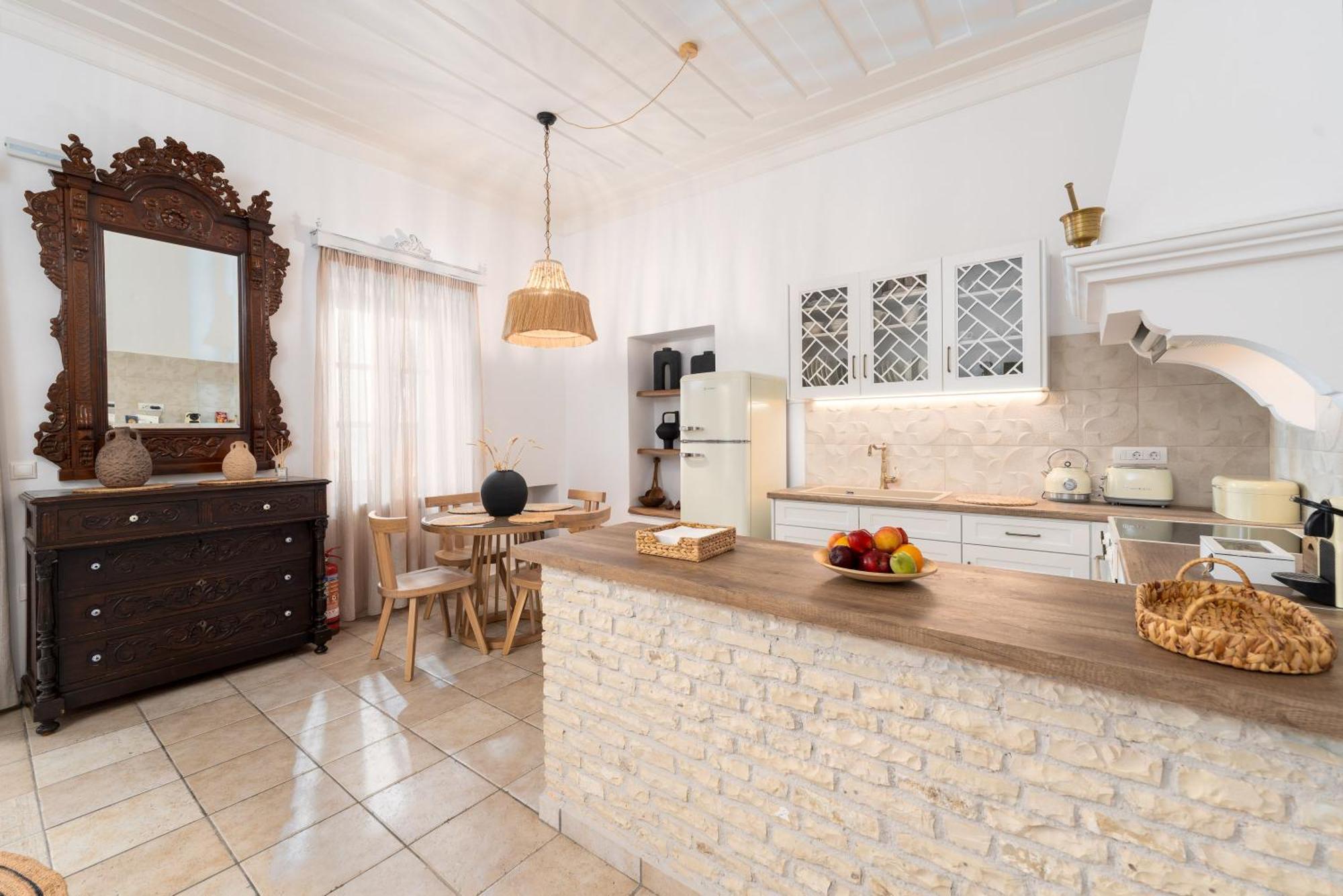 Villa Antonis Chalki Town エクステリア 写真